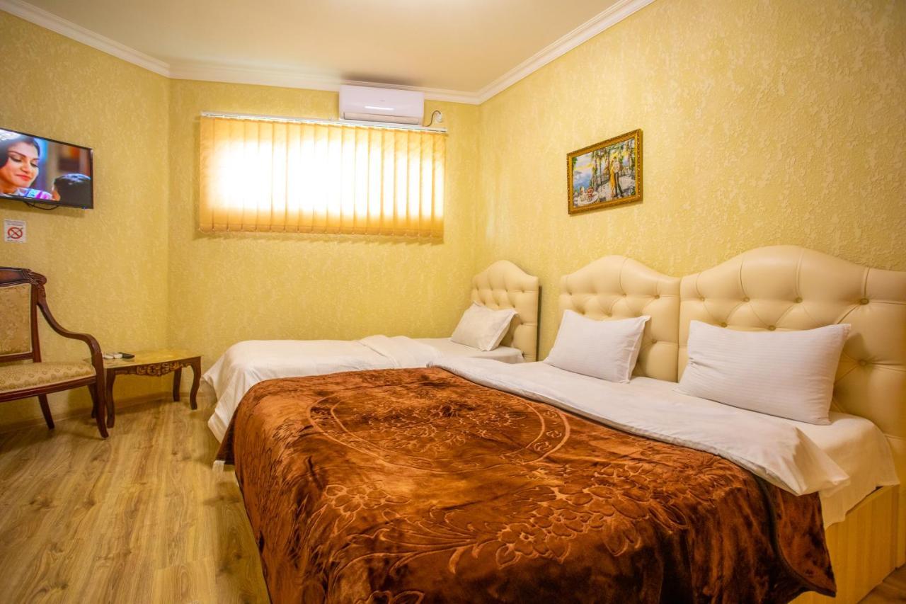 Hotel Vladi Koetaisi Buitenkant foto