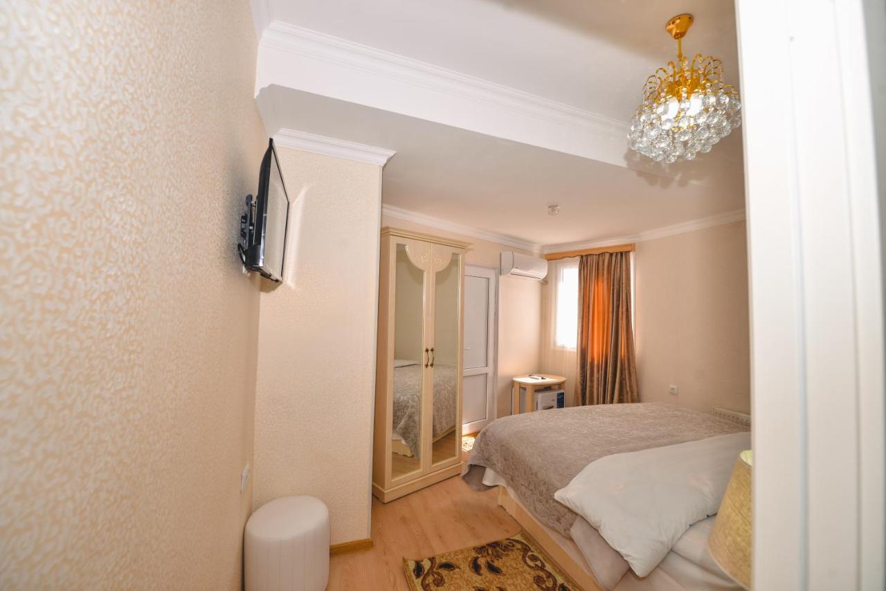 Hotel Vladi Koetaisi Buitenkant foto